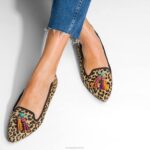pelo de leopardo sapatilha sadie com borlas mulheres Hush Puppies escorregar em ZZ6R97 - Image 8